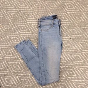 Light wash jeans